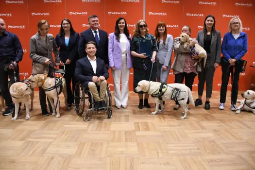 Pies bez oka: przewodnik po opiece, adaptacji i szczęśliwym życiu