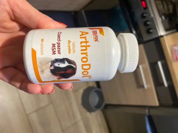 Arthrofos dla psa: Skutki uboczne, ryzyko i bezpieczeństwo